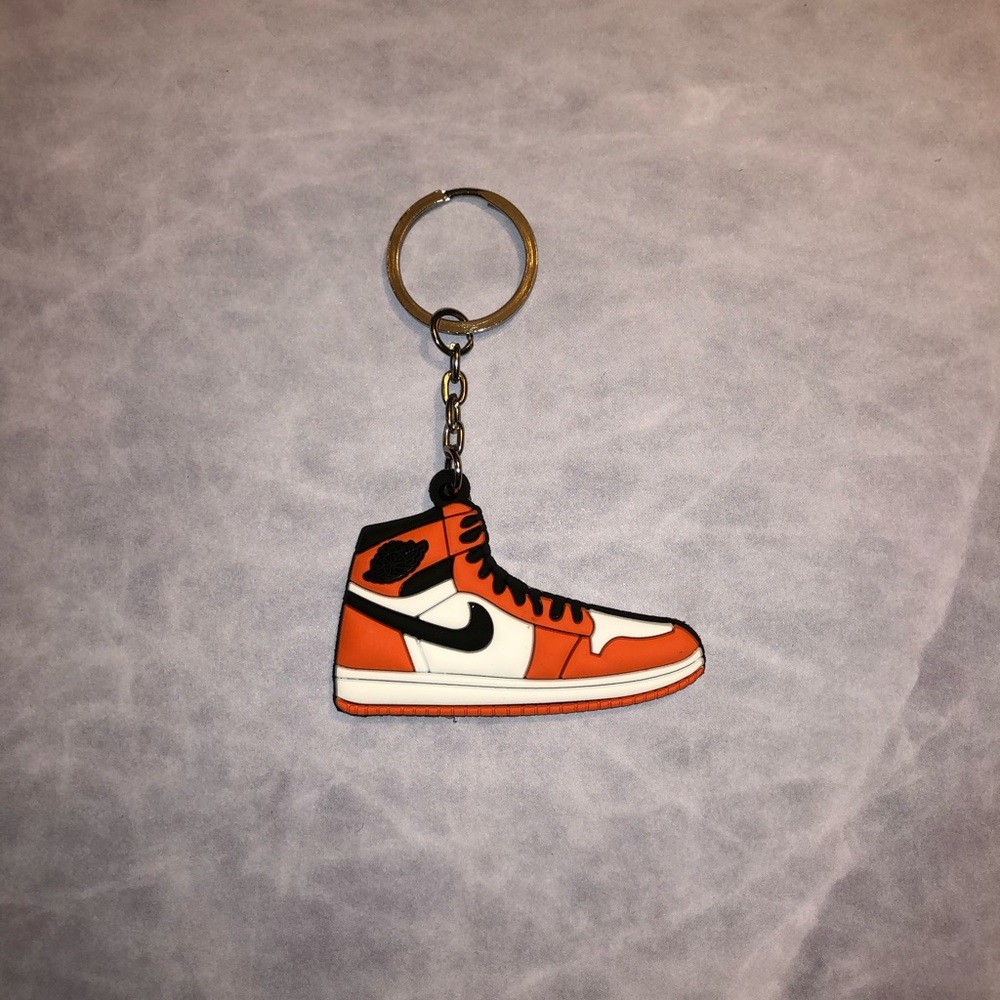 Nike Air Jordan Shoe Keychain - Picture 1 of 2